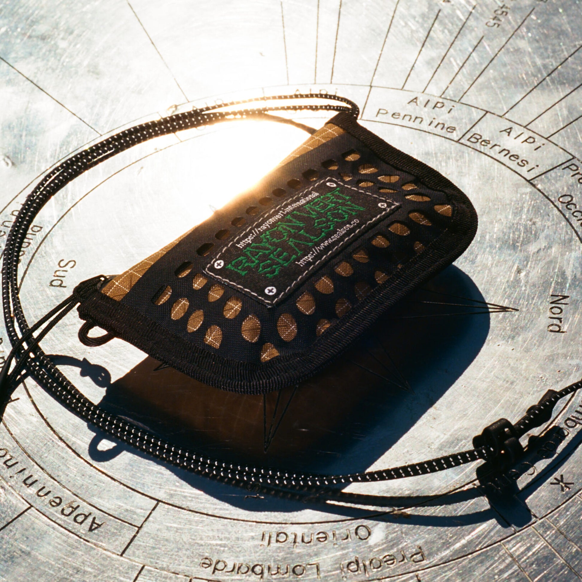 Sealson & Rayon Vert – Mesh Wallet Khaki - UHMWPE / Ecopak™